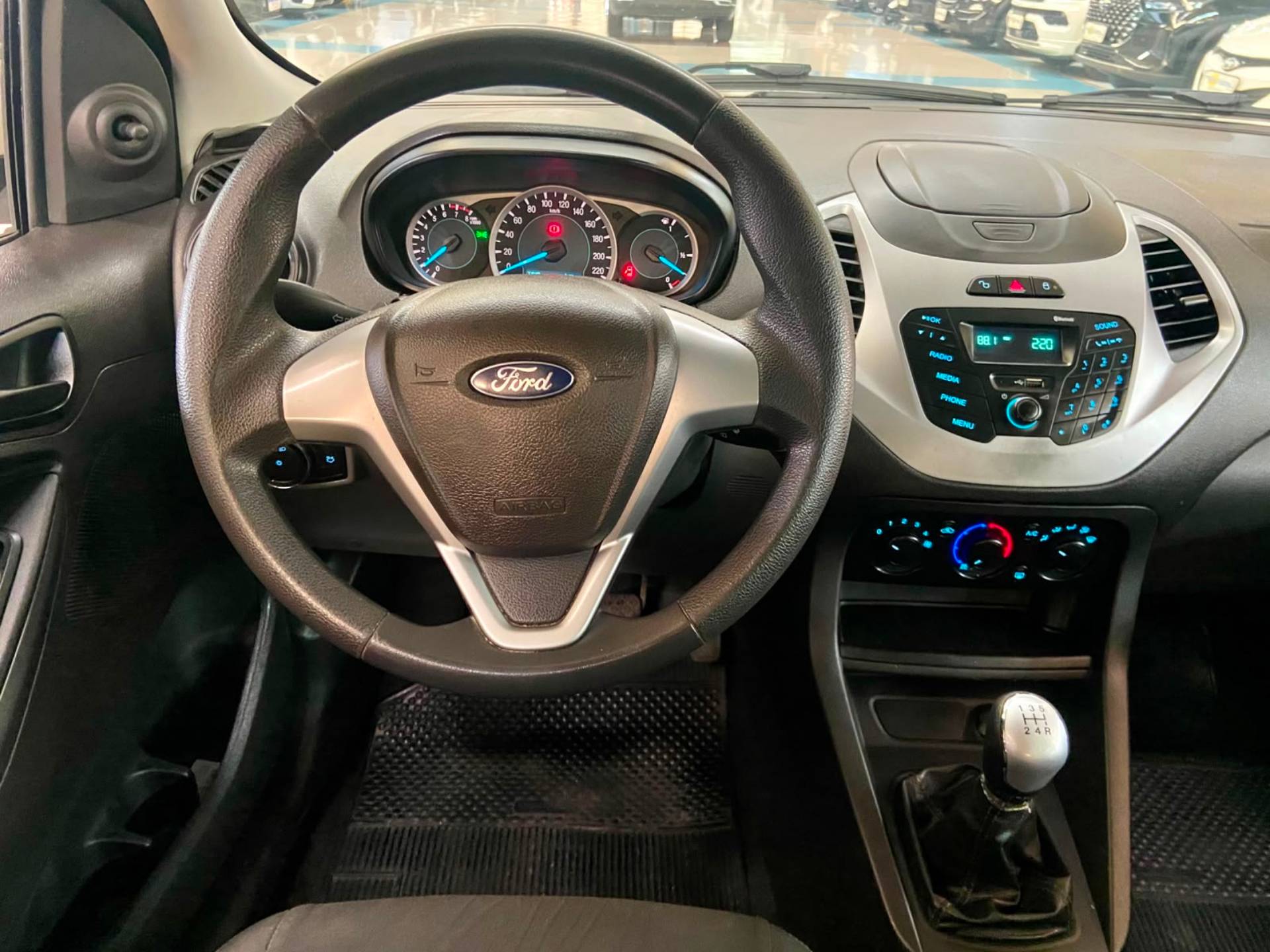 FORD KA