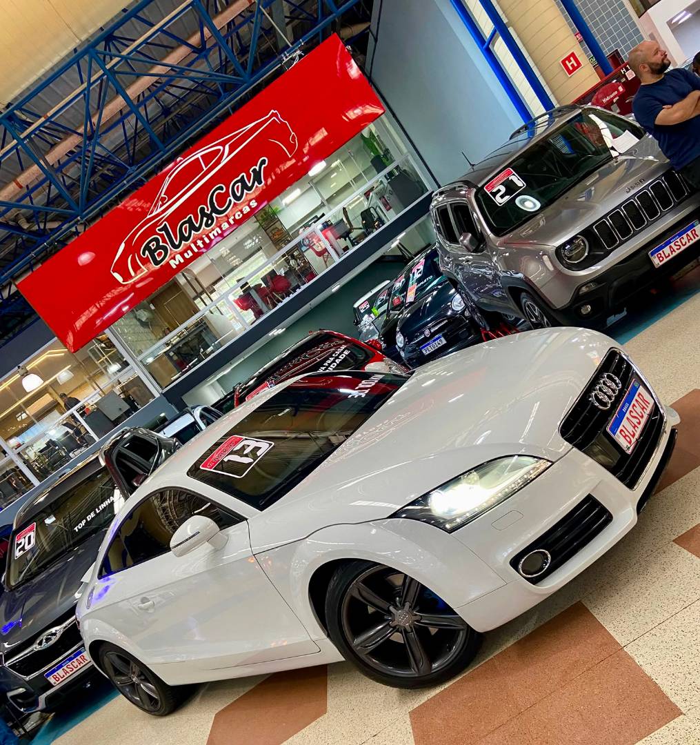 AUDI TT