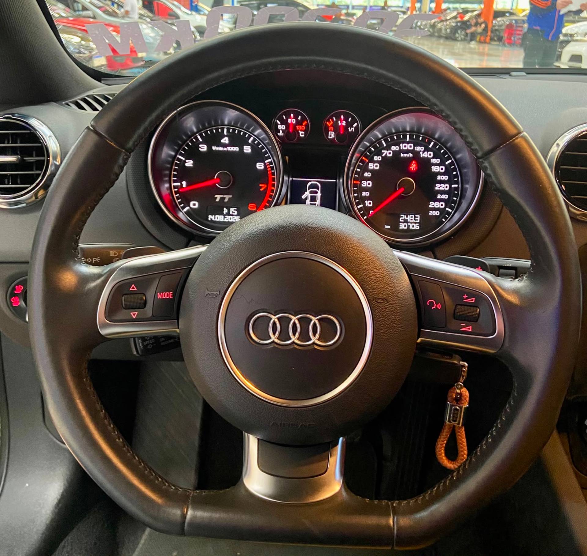 AUDI TT