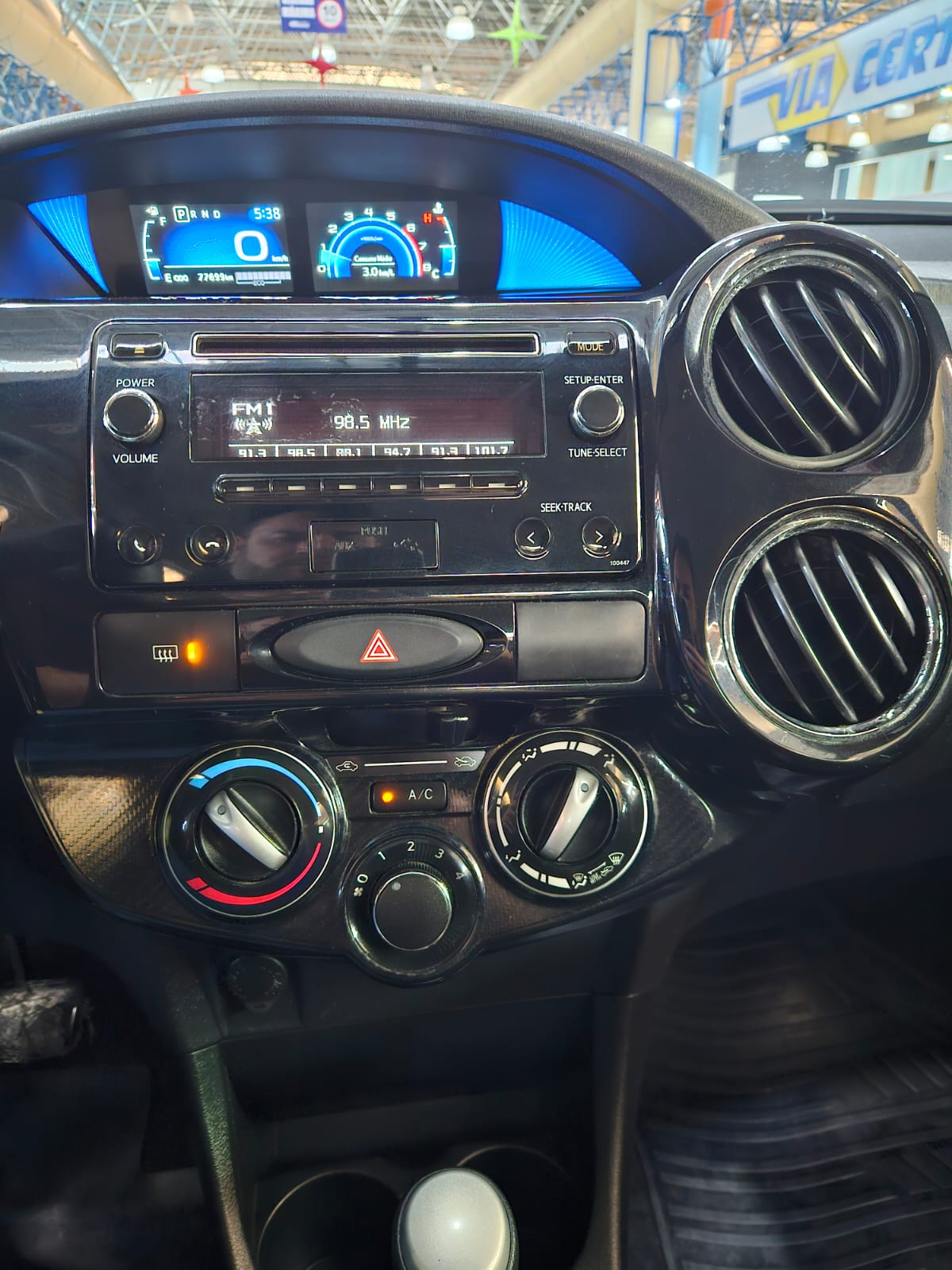 TOYOTA ETIOS