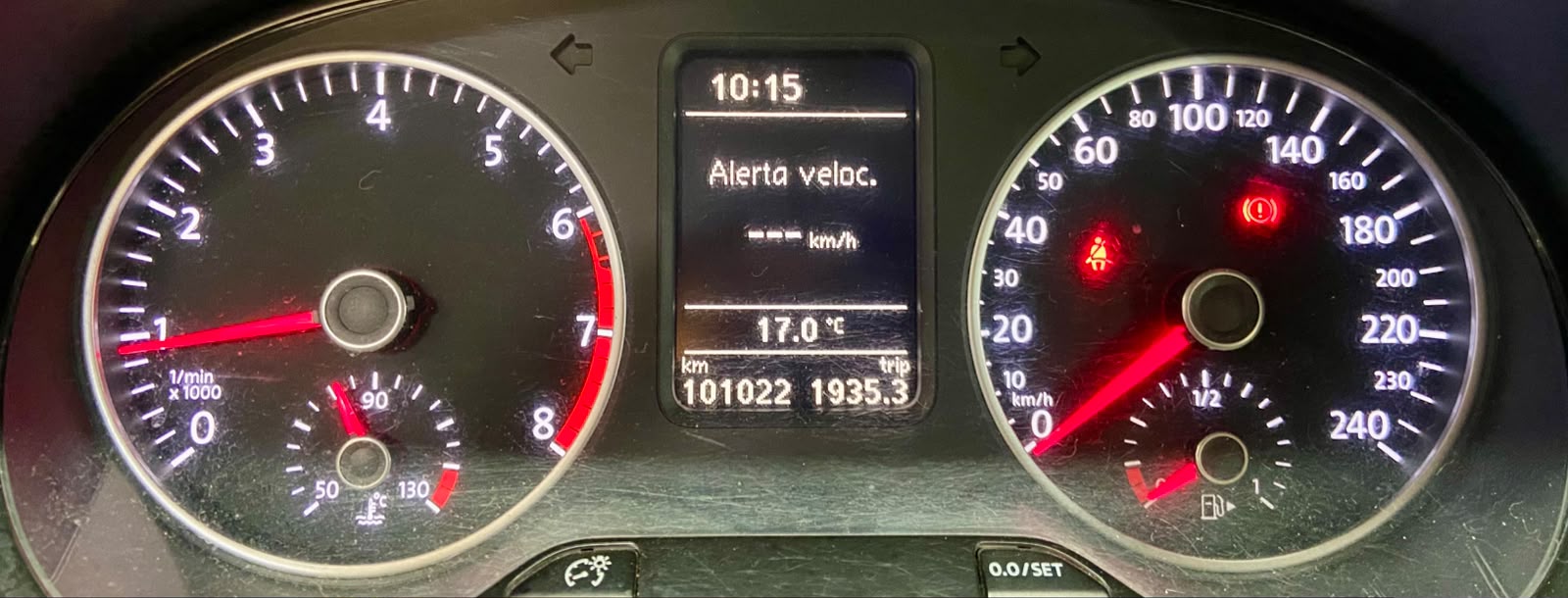 VOLKSWAGEN CROSSFOX