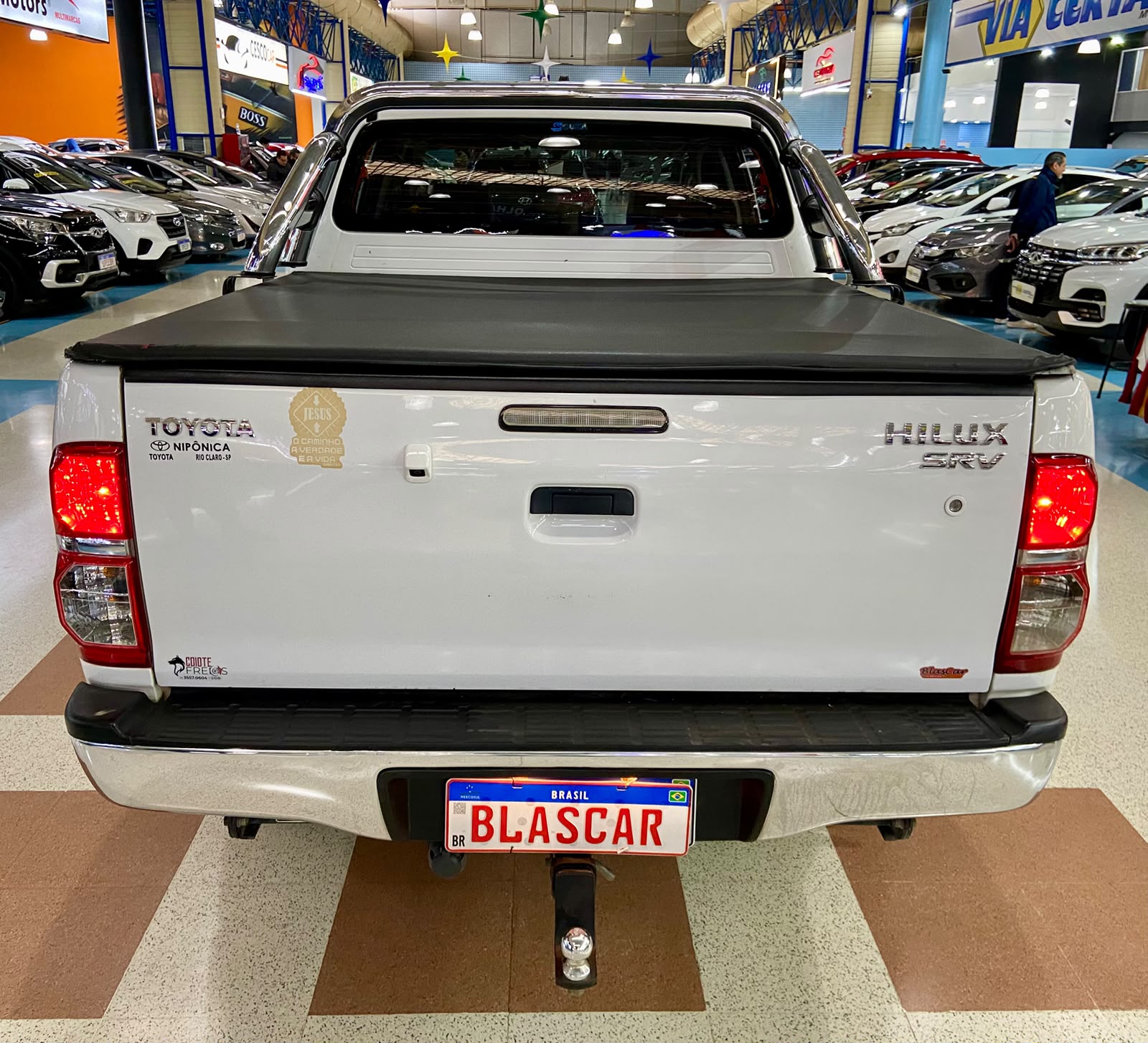 TOYOTA HILUX