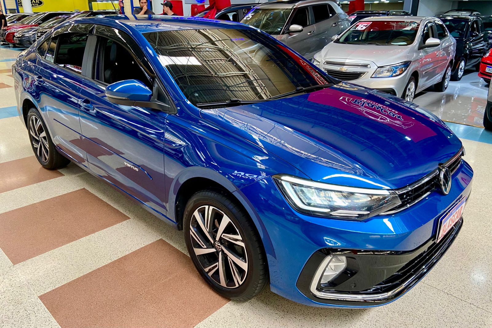 VOLKSWAGEN VIRTUS