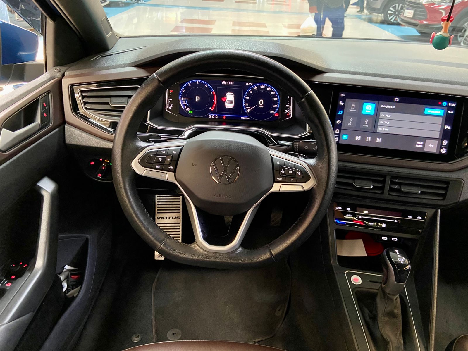 VOLKSWAGEN VIRTUS