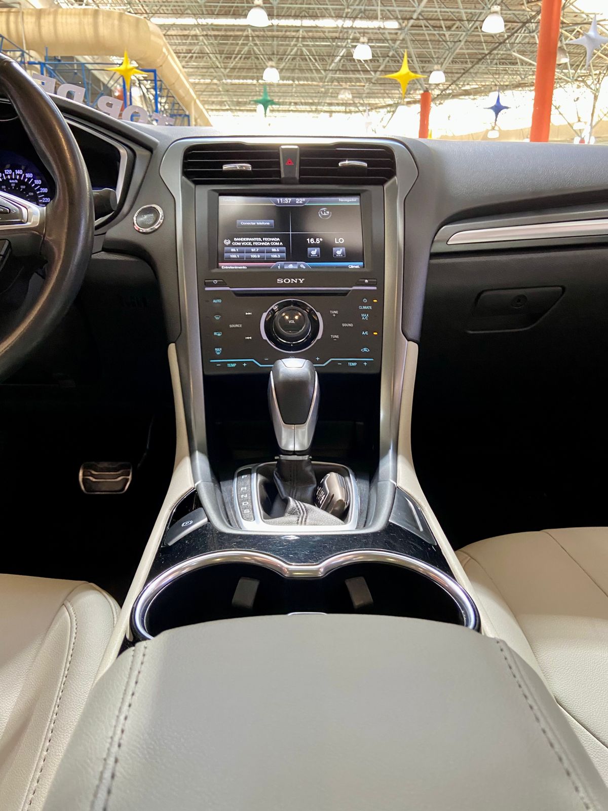 FORD FUSION