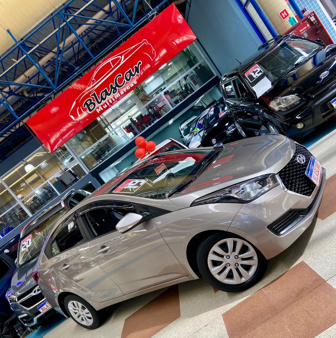 HYUNDAI HB20S