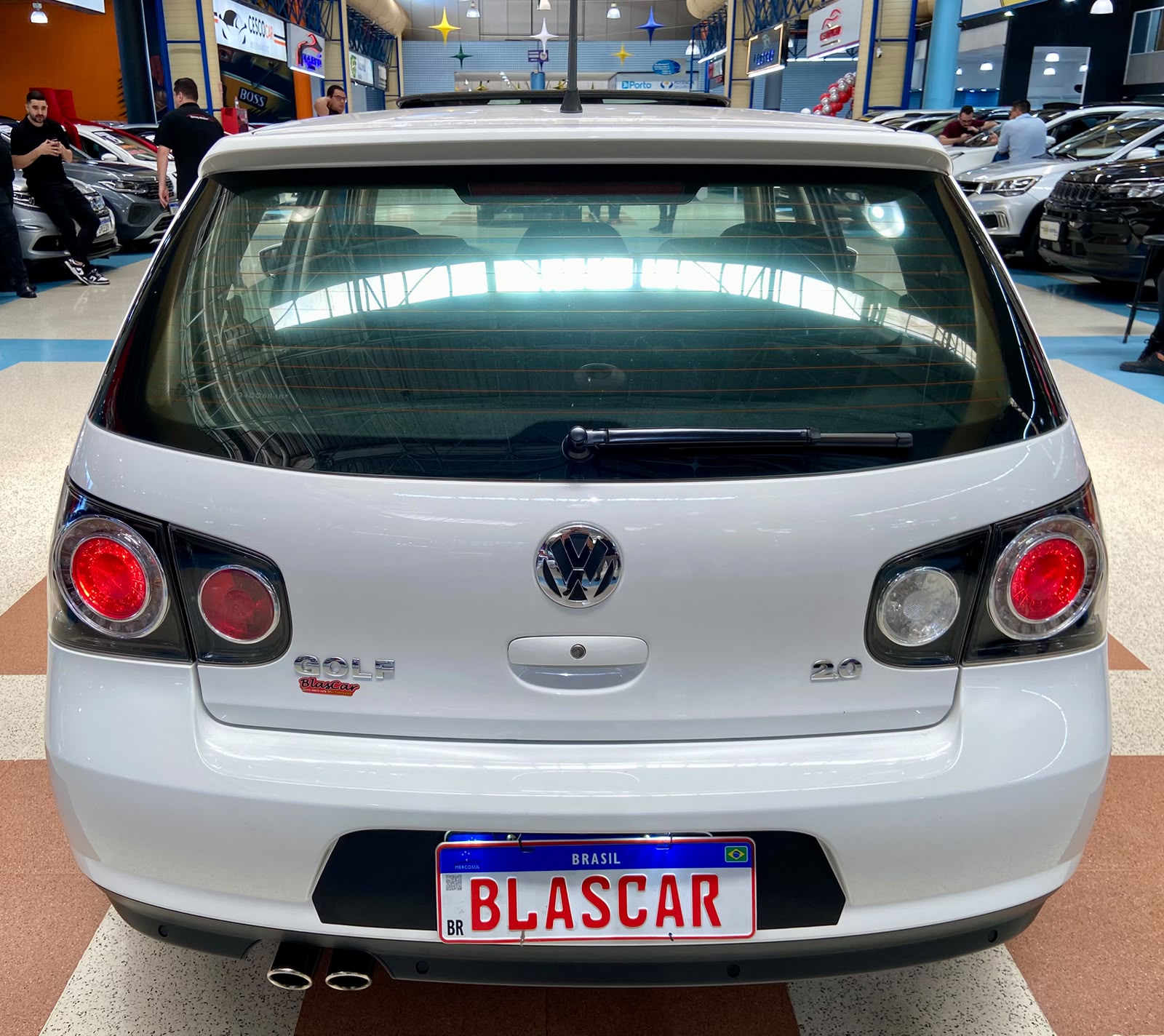 VOLKSWAGEN GOLF