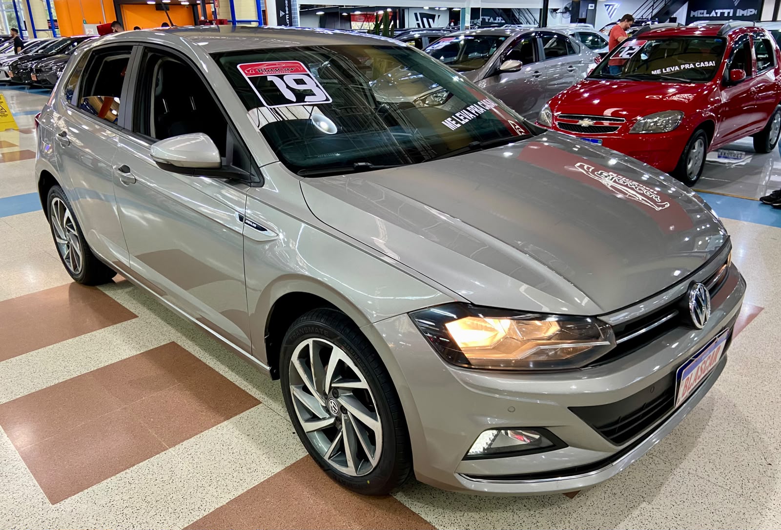 VOLKSWAGEN POLO