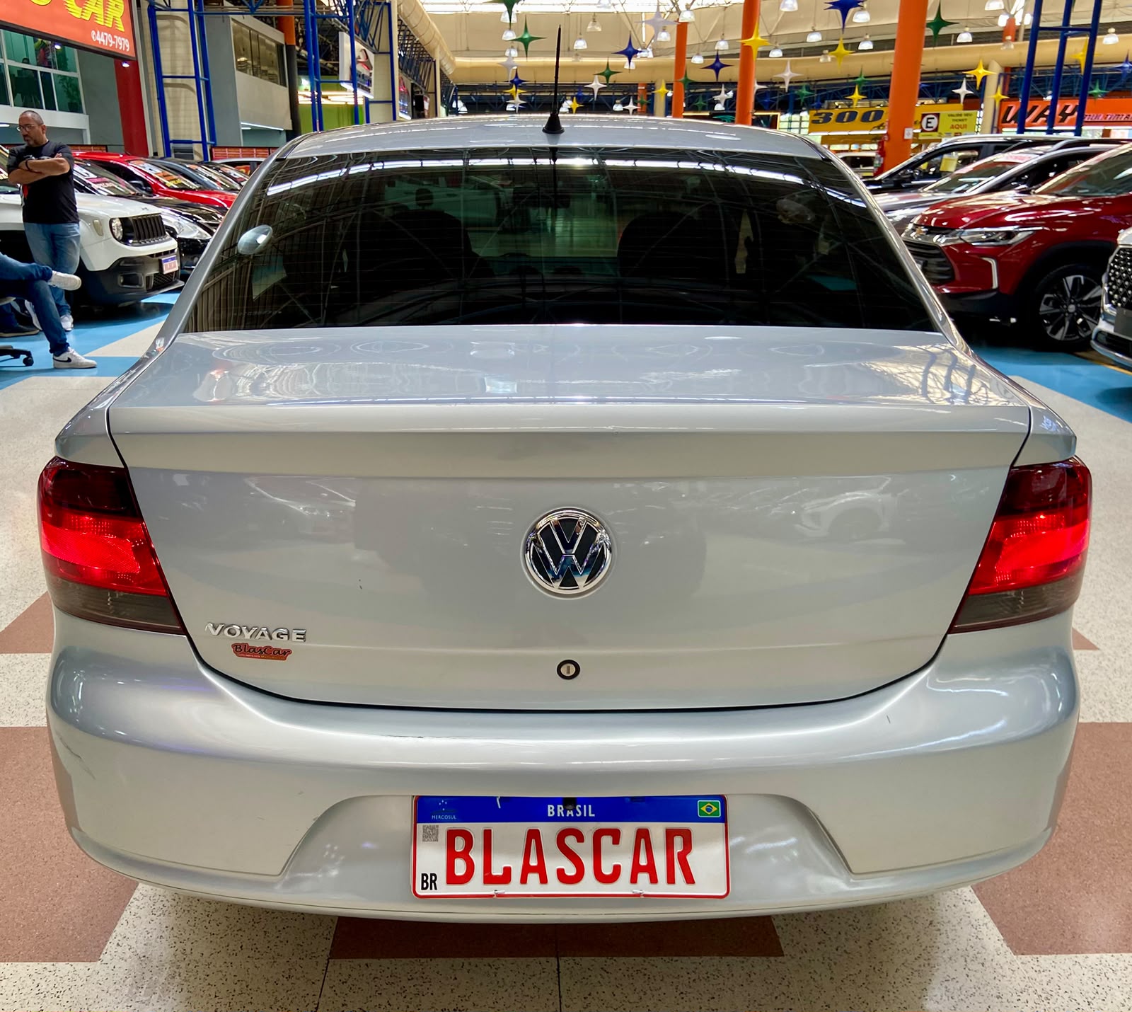 VOLKSWAGEN VOYAGE
