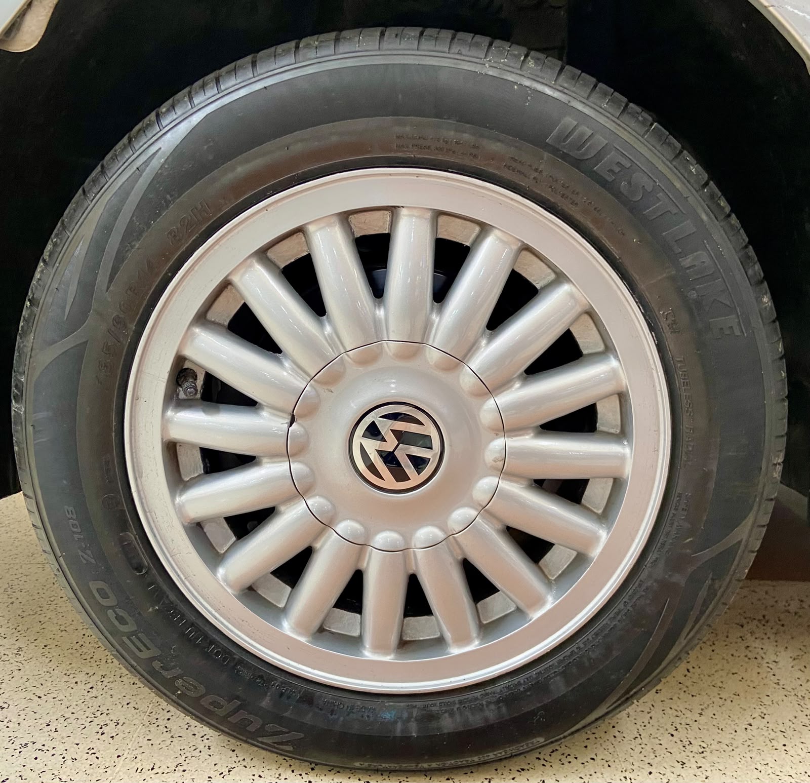 VOLKSWAGEN VOYAGE
