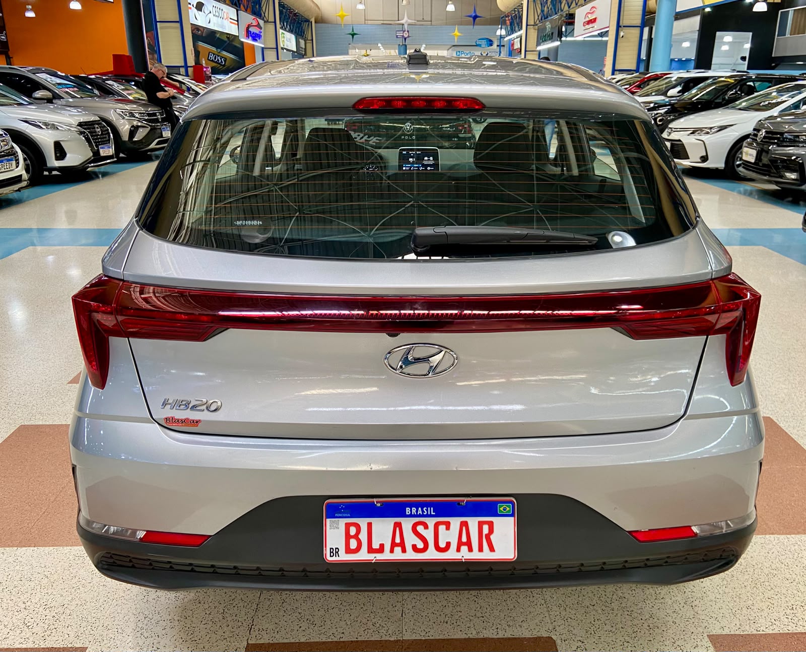 HYUNDAI HB20