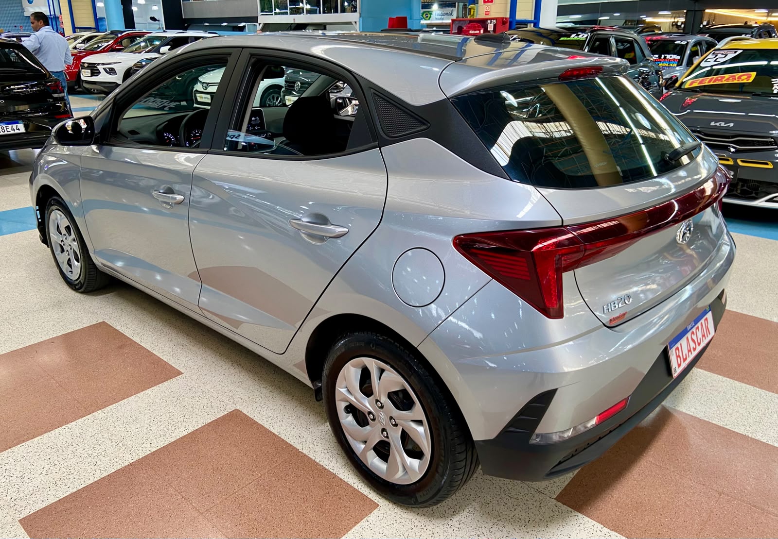 HYUNDAI HB20