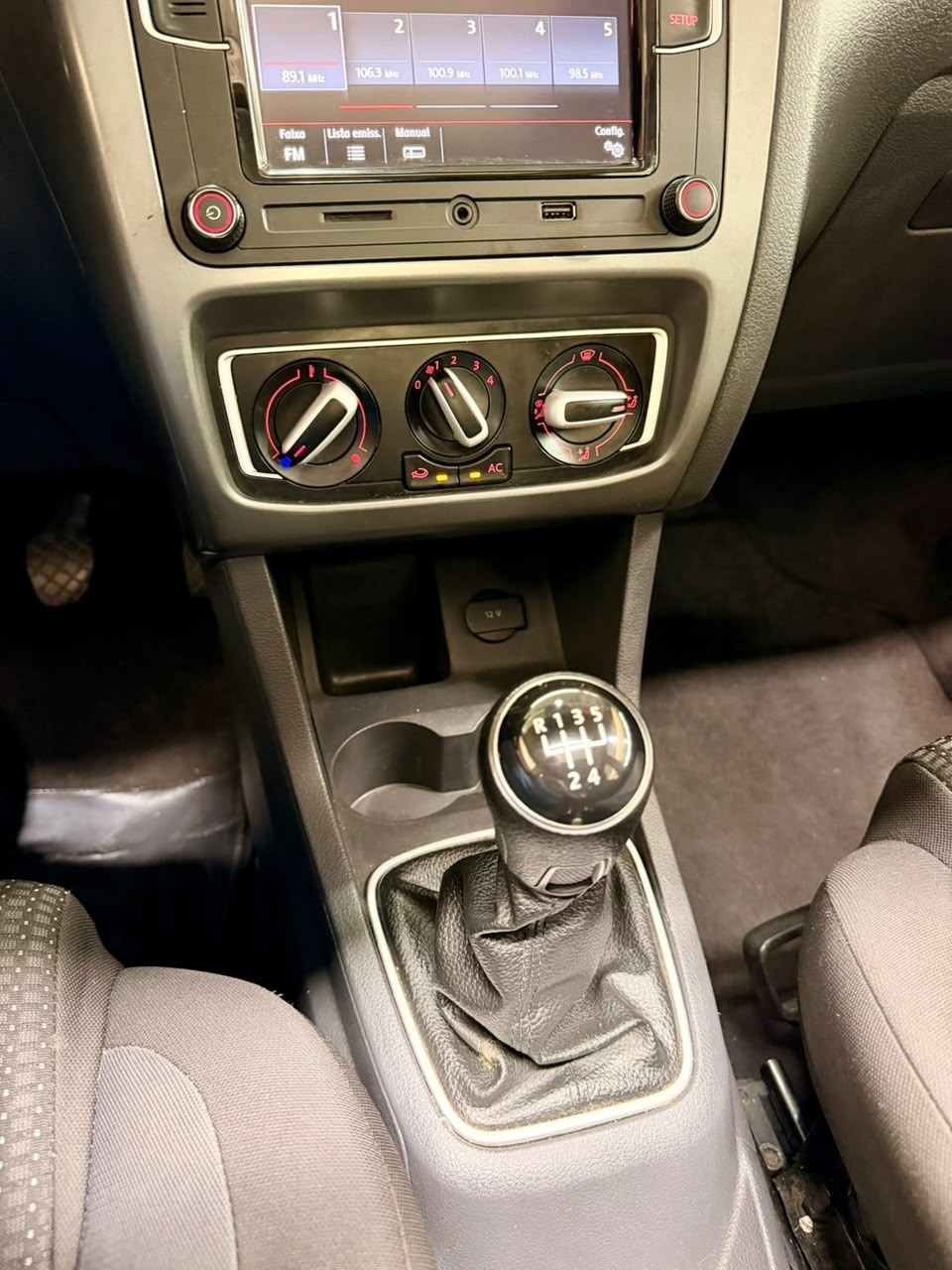 VOLKSWAGEN FOX