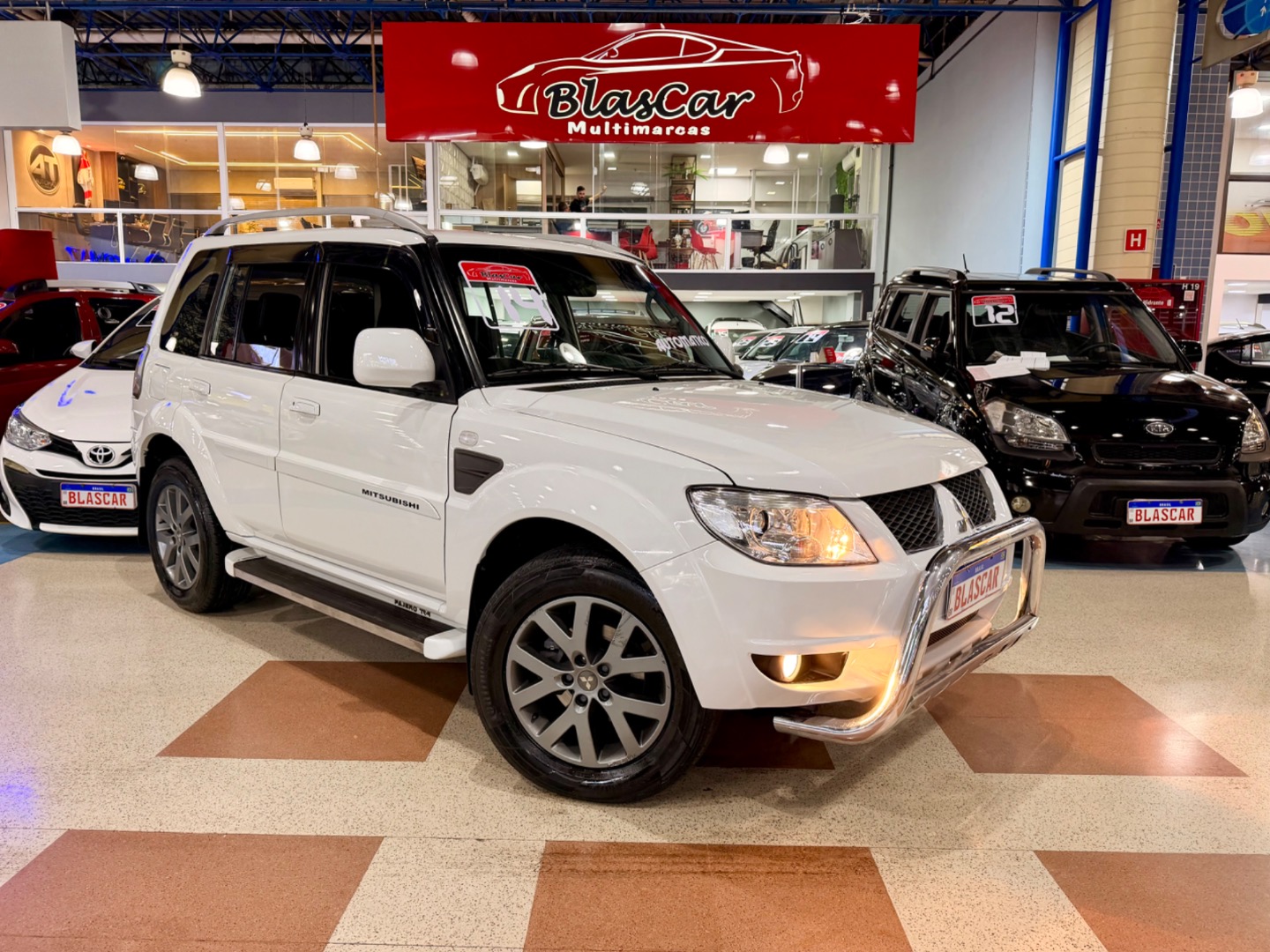 MITSUBISHI PAJERO TR4