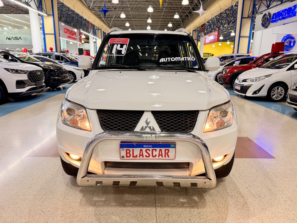 MITSUBISHI PAJERO TR4