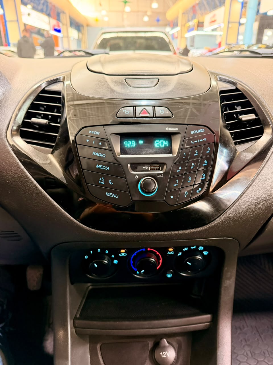 FORD KA +