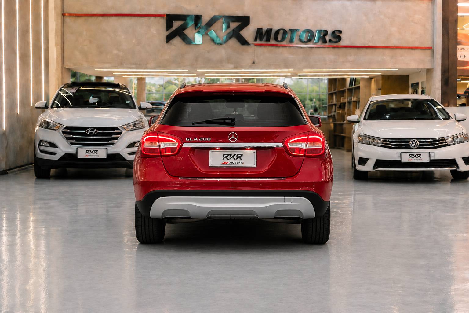 MERCEDES-BENZ GLA 200