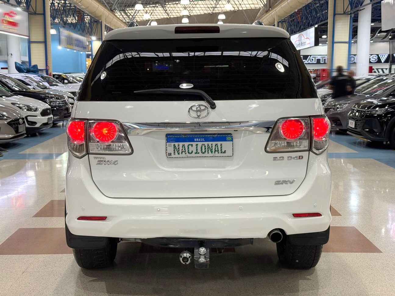TOYOTA HILUX SW4