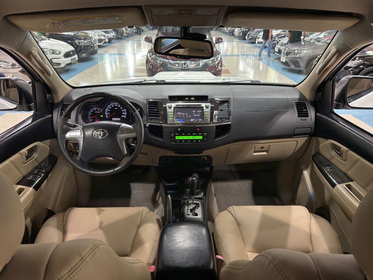 TOYOTA HILUX SW4