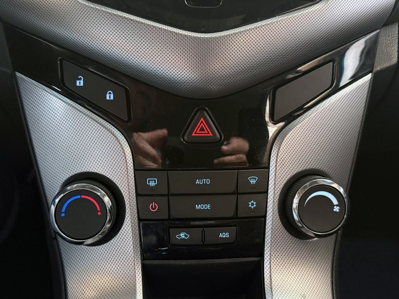 CHEVROLET CRUZE