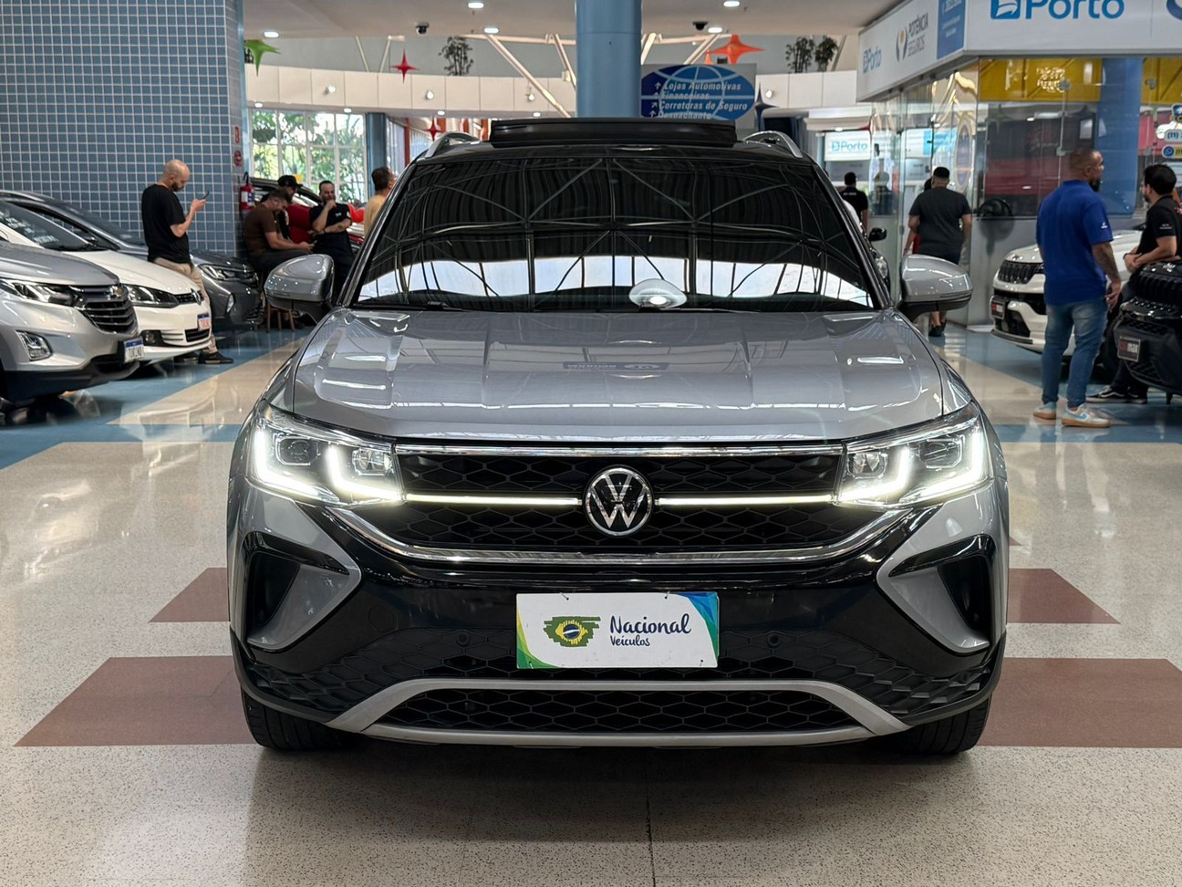 VOLKSWAGEN TAOS