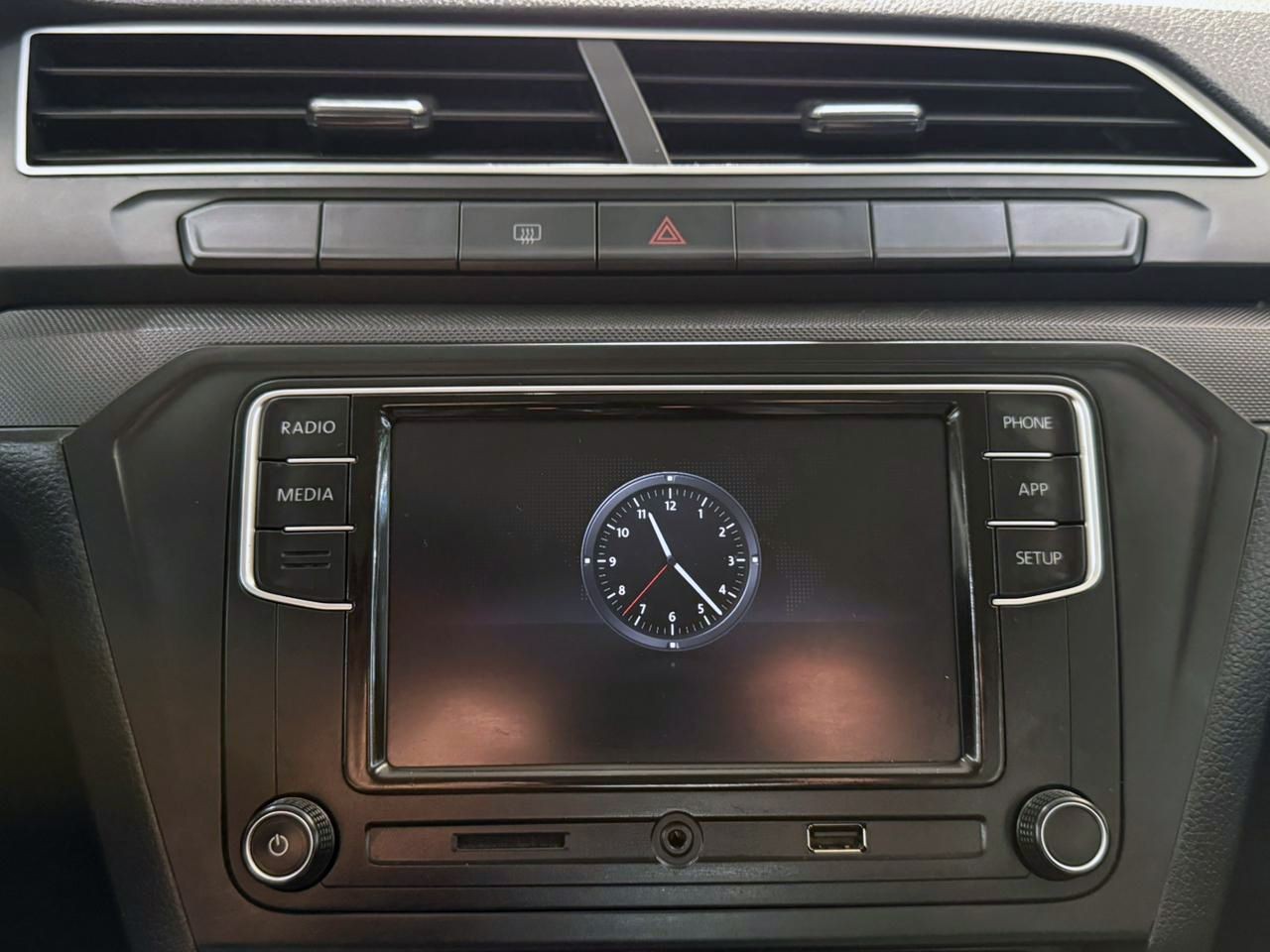 VOLKSWAGEN VOYAGE
