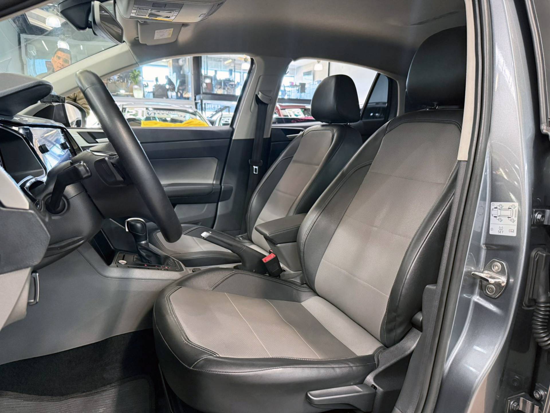 VOLKSWAGEN VIRTUS