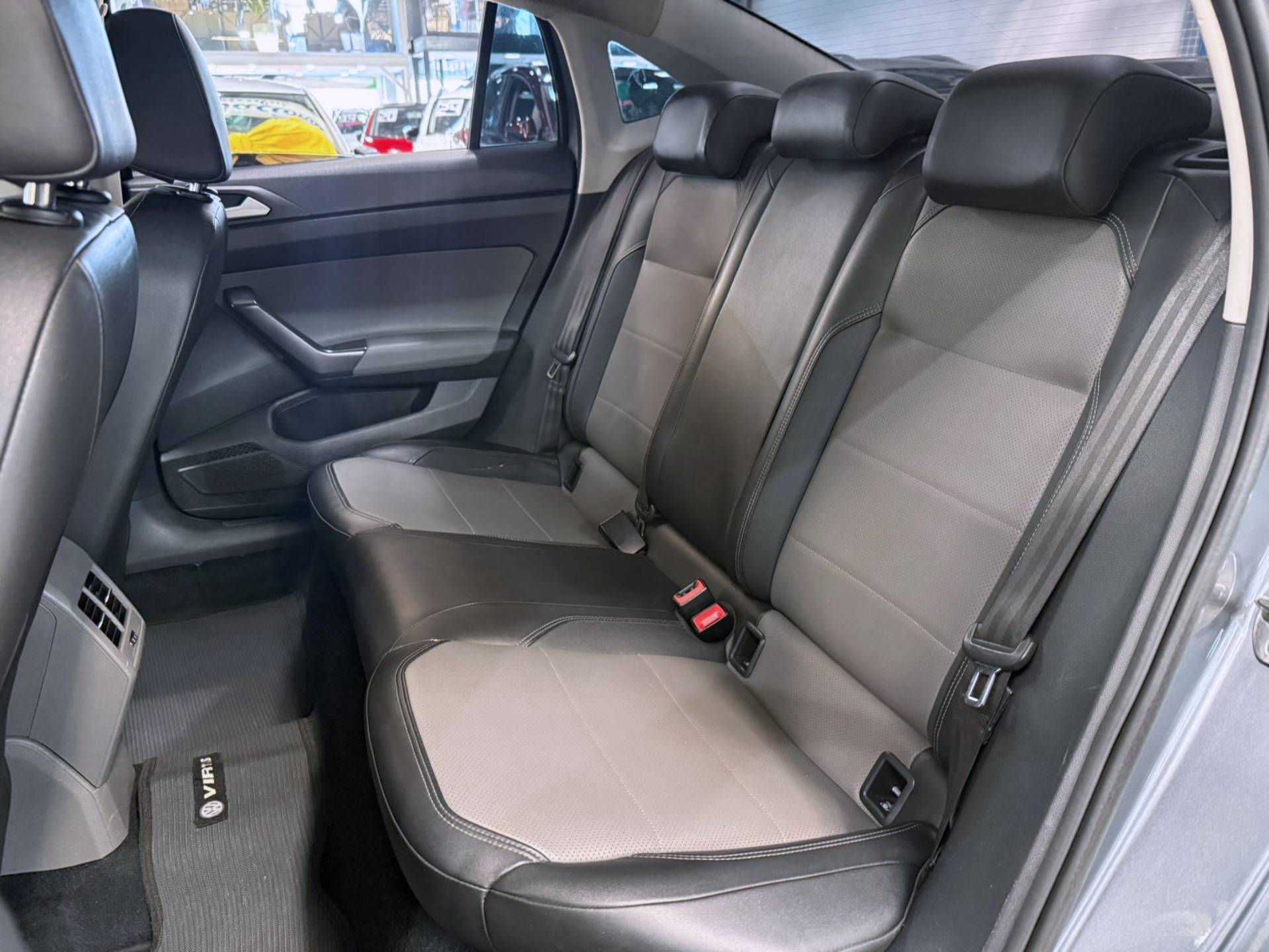 VOLKSWAGEN VIRTUS