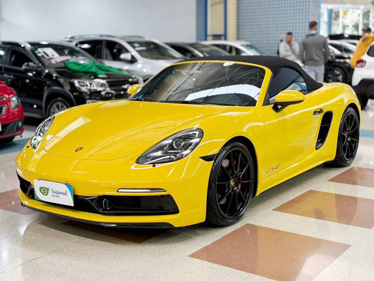 PORSCHE 718