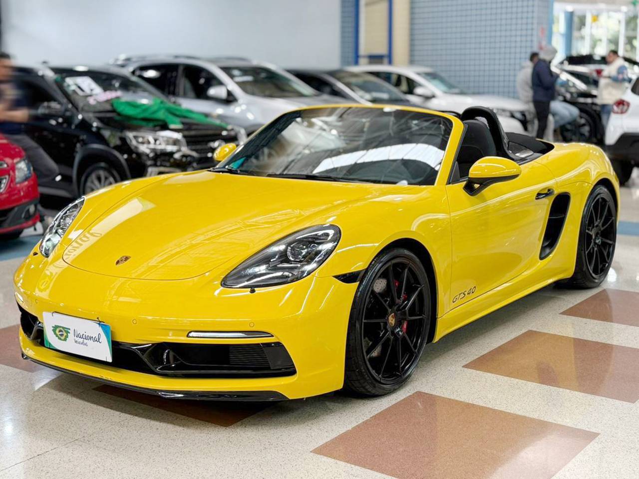 PORSCHE 718