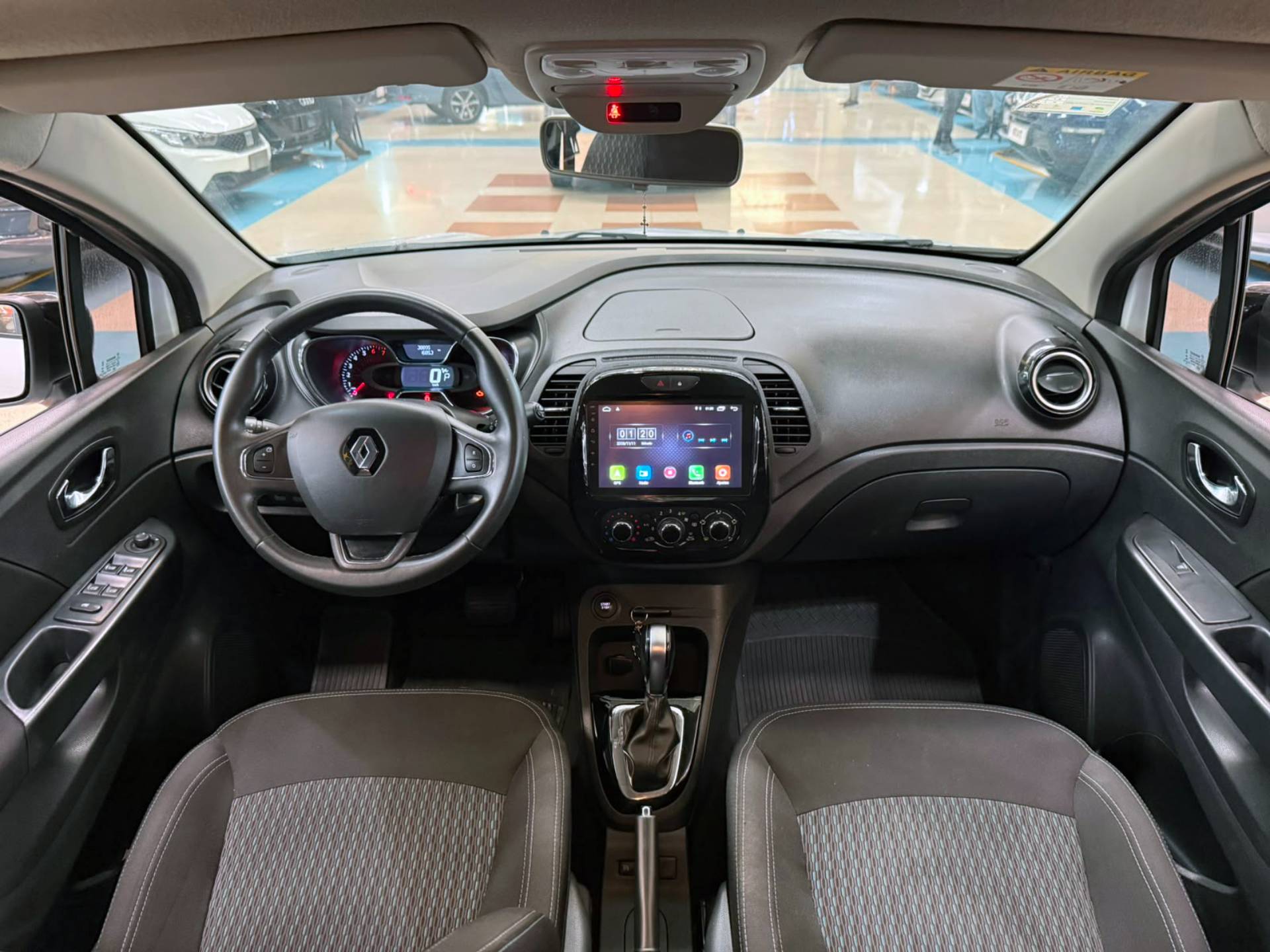RENAULT CAPTUR