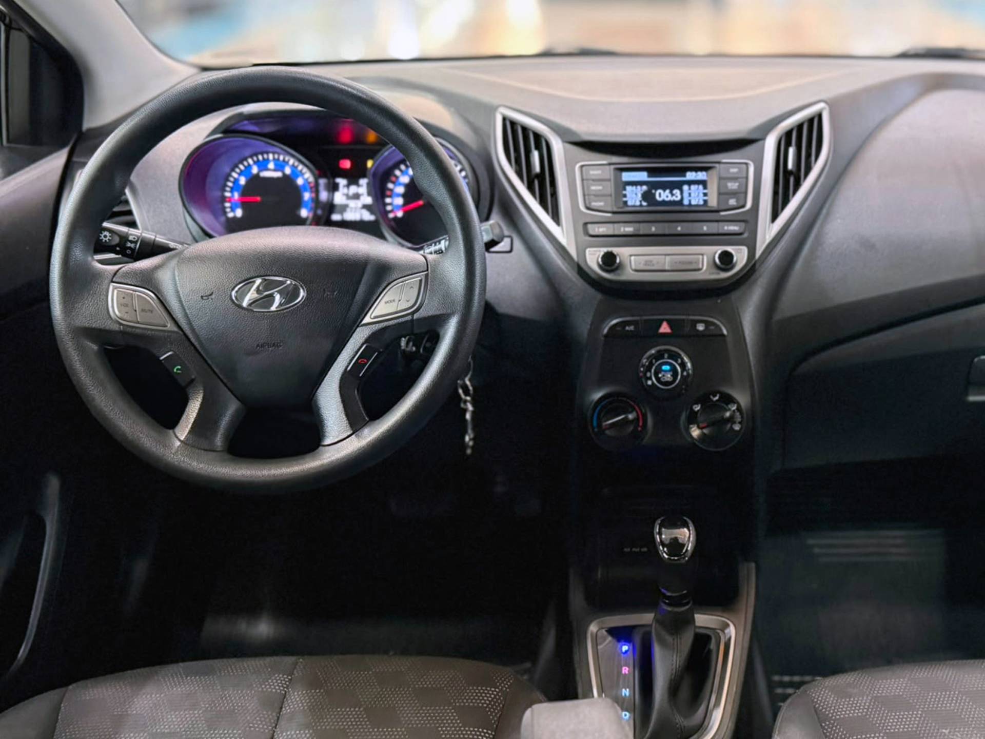 HYUNDAI HB20