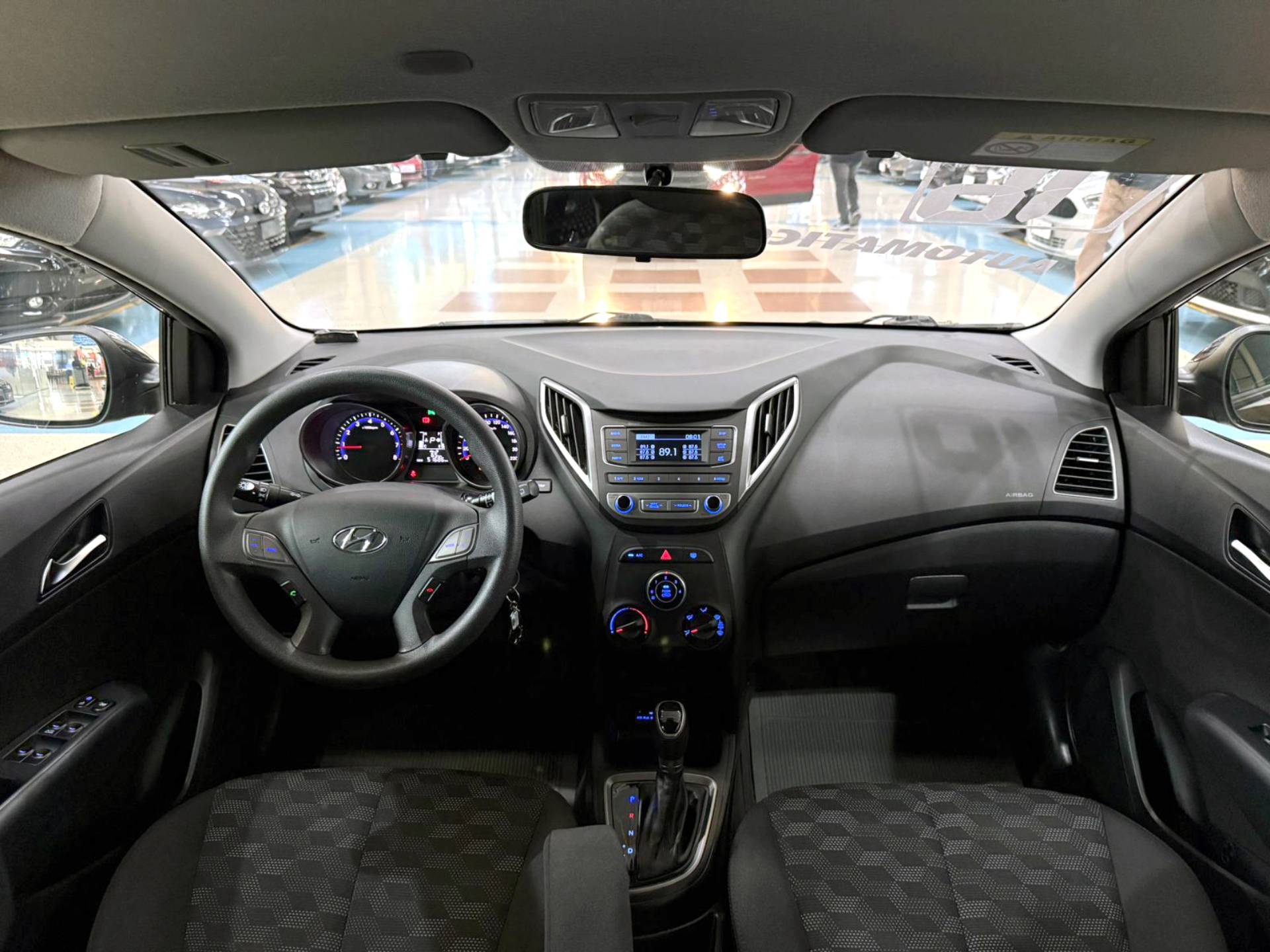HYUNDAI HB20