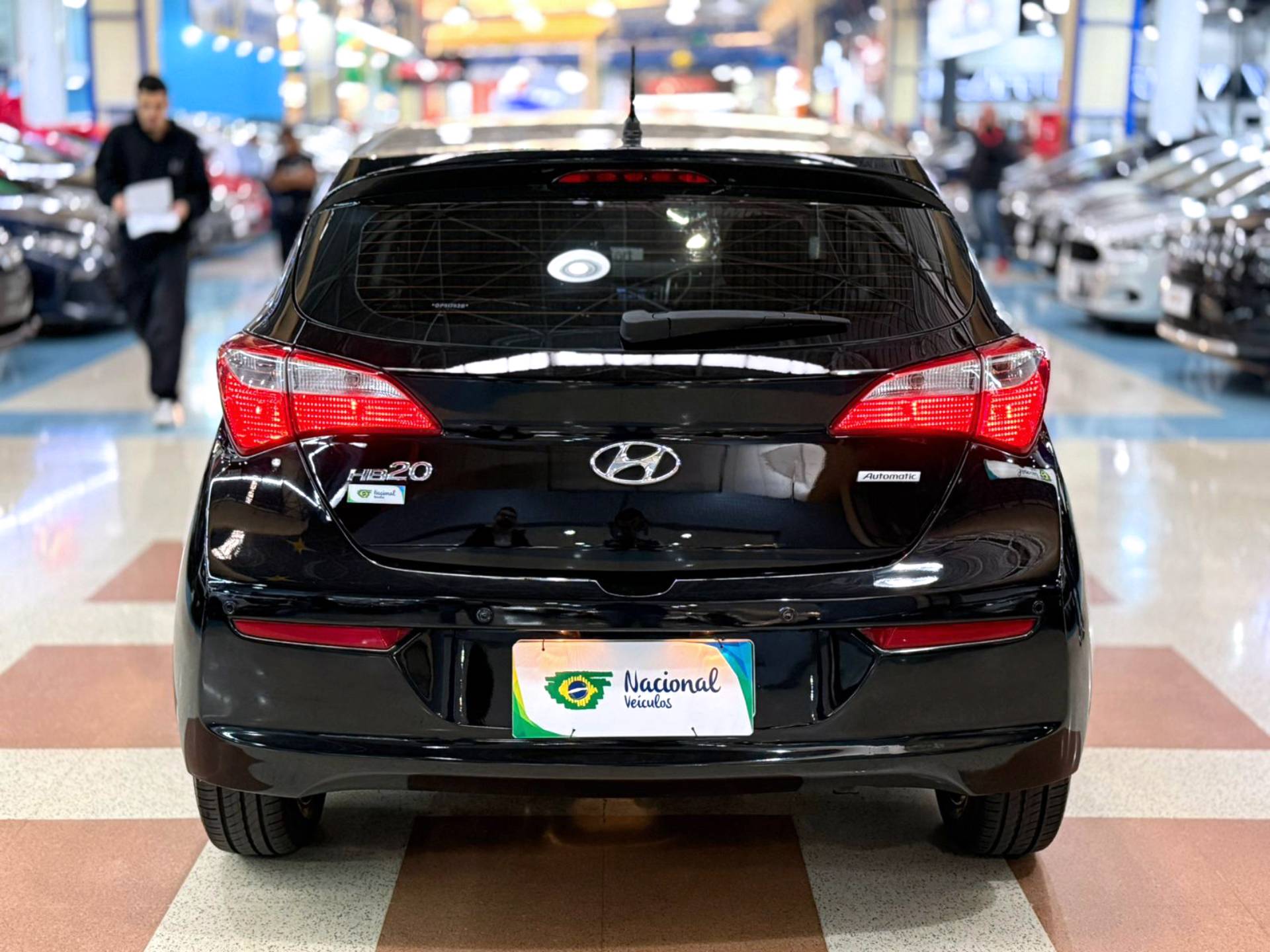 HYUNDAI HB20