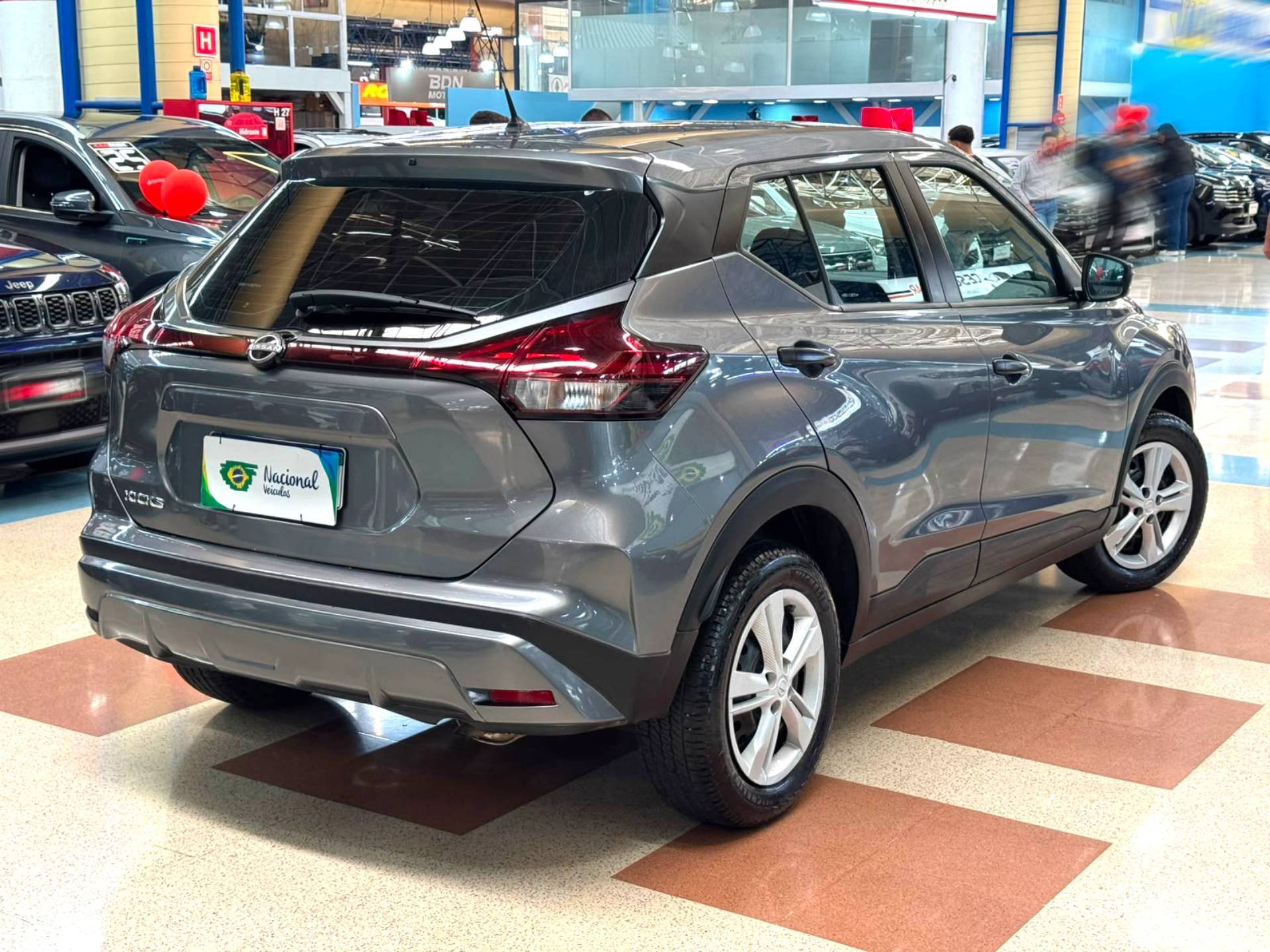 NISSAN KICKS