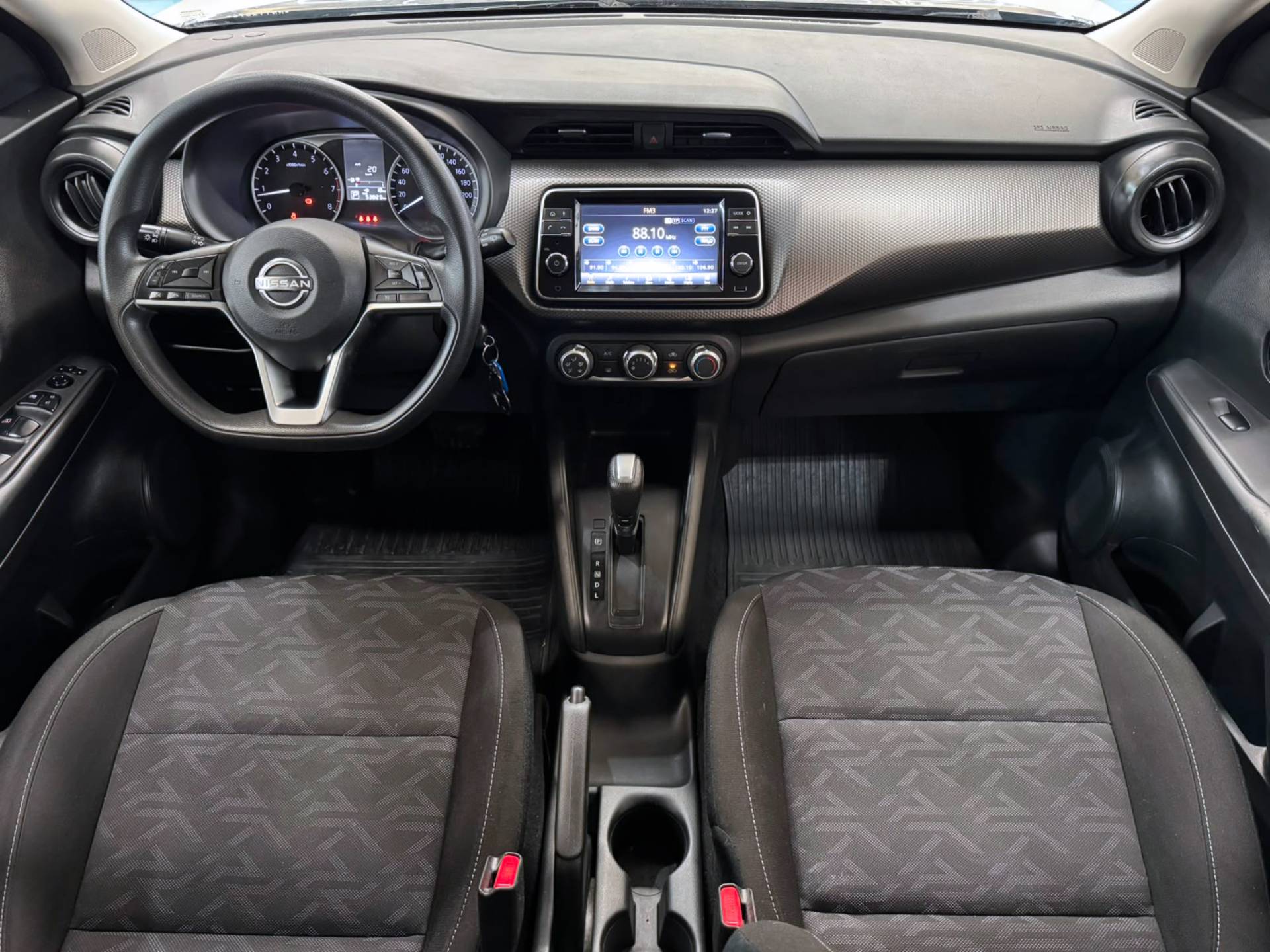 NISSAN KICKS