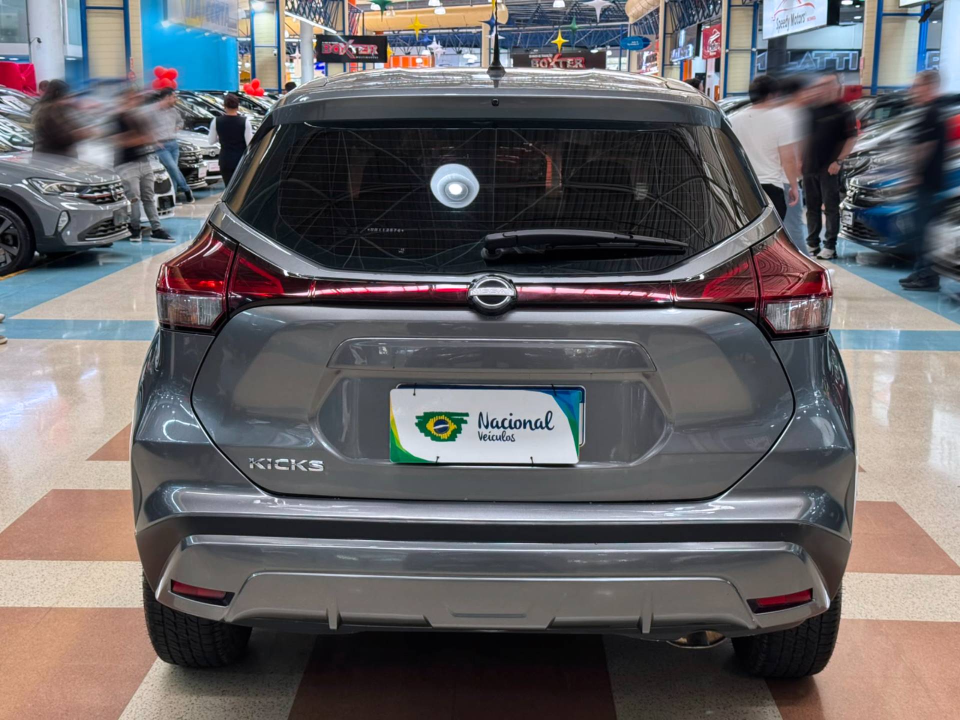 NISSAN KICKS