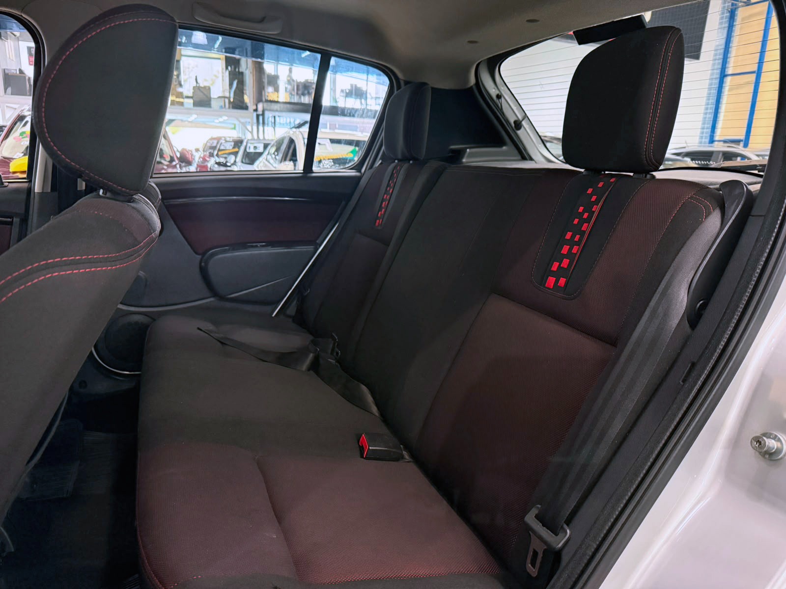 RENAULT SANDERO