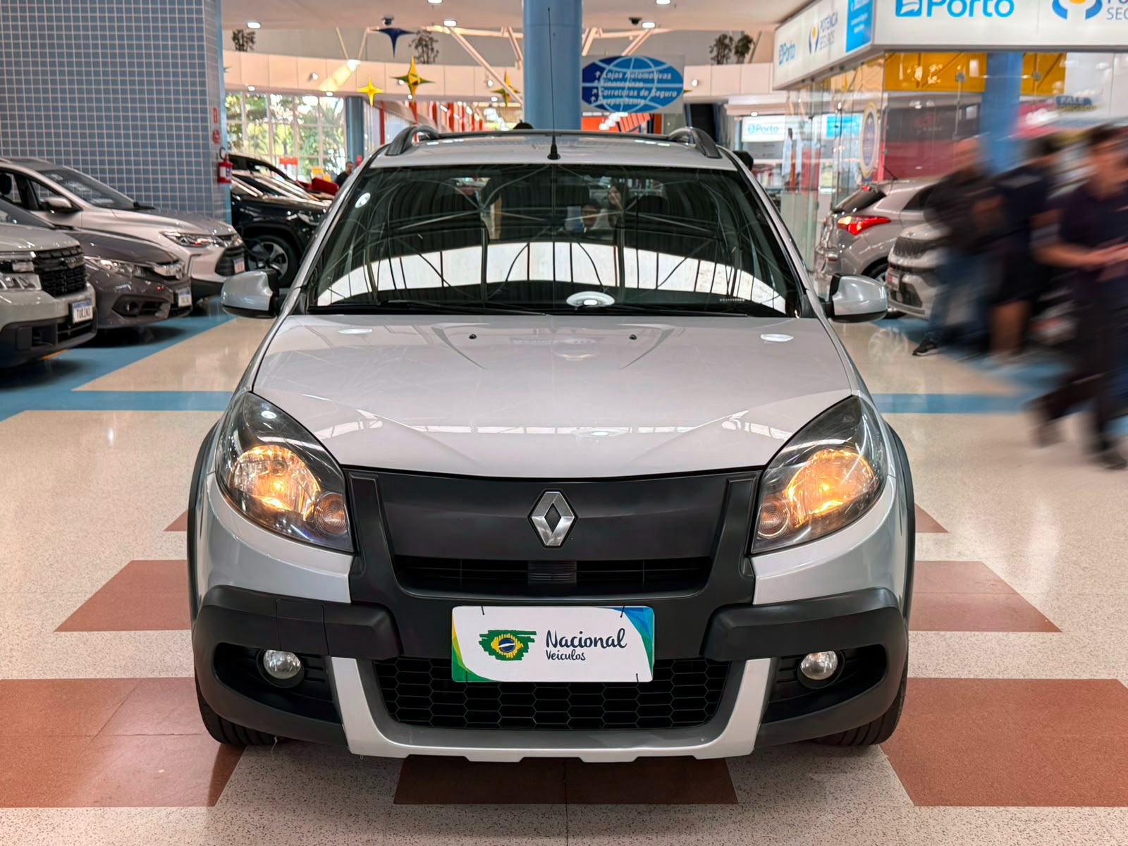 RENAULT SANDERO