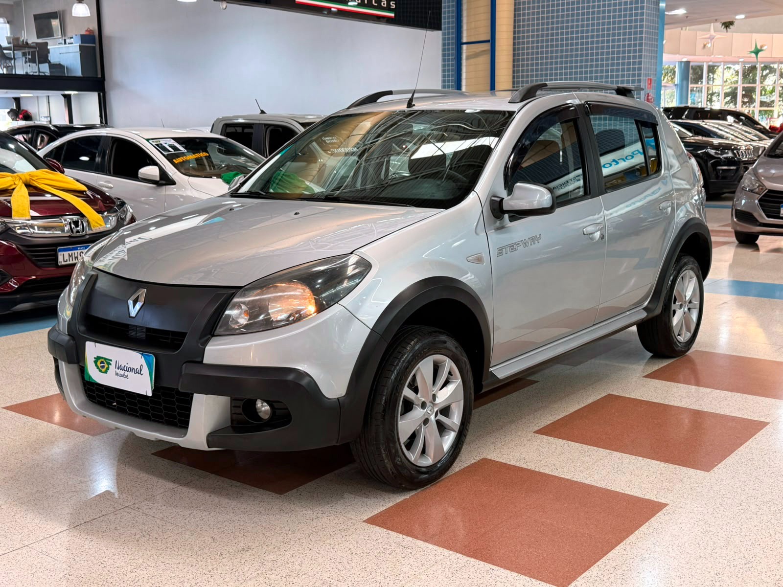 RENAULT SANDERO