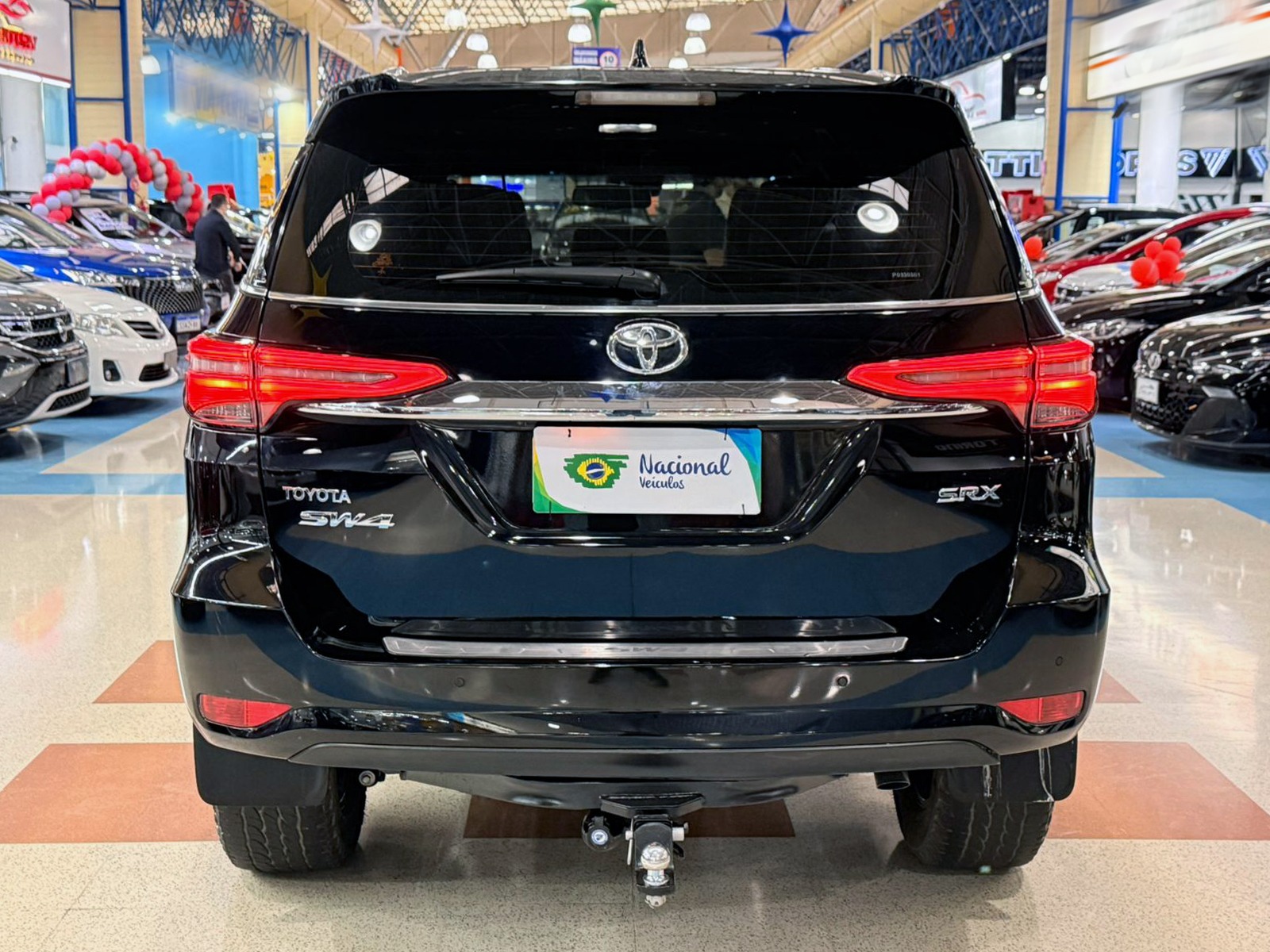 TOYOTA HILUX SW4