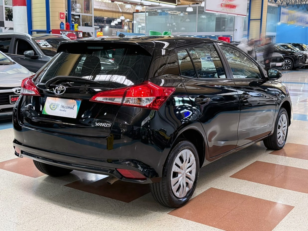TOYOTA YARIS