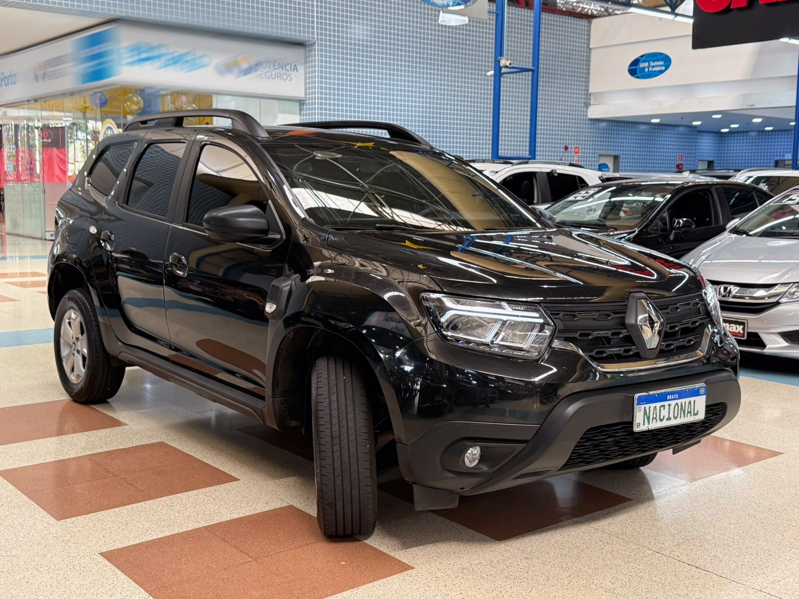 RENAULT DUSTER