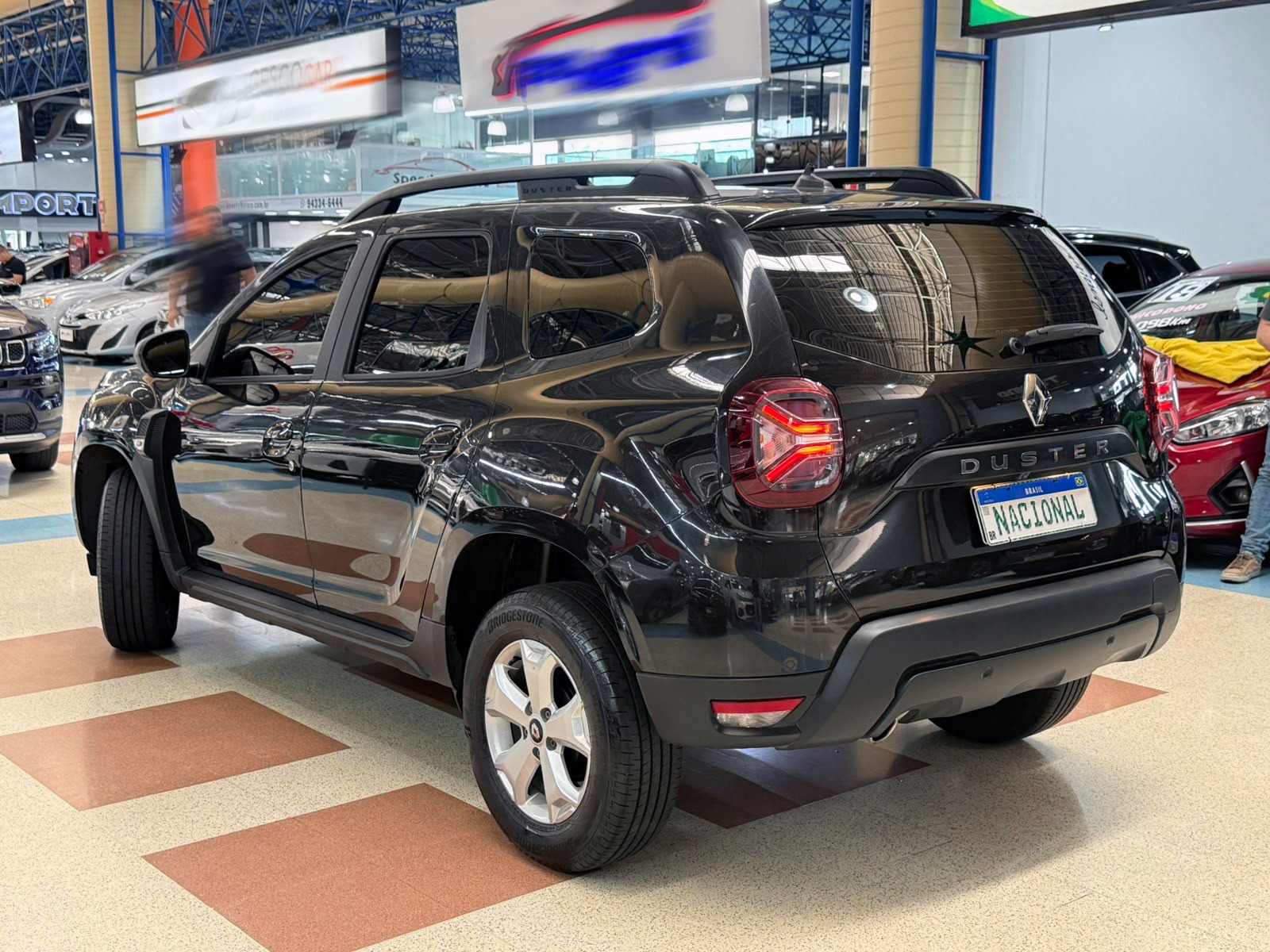 RENAULT DUSTER