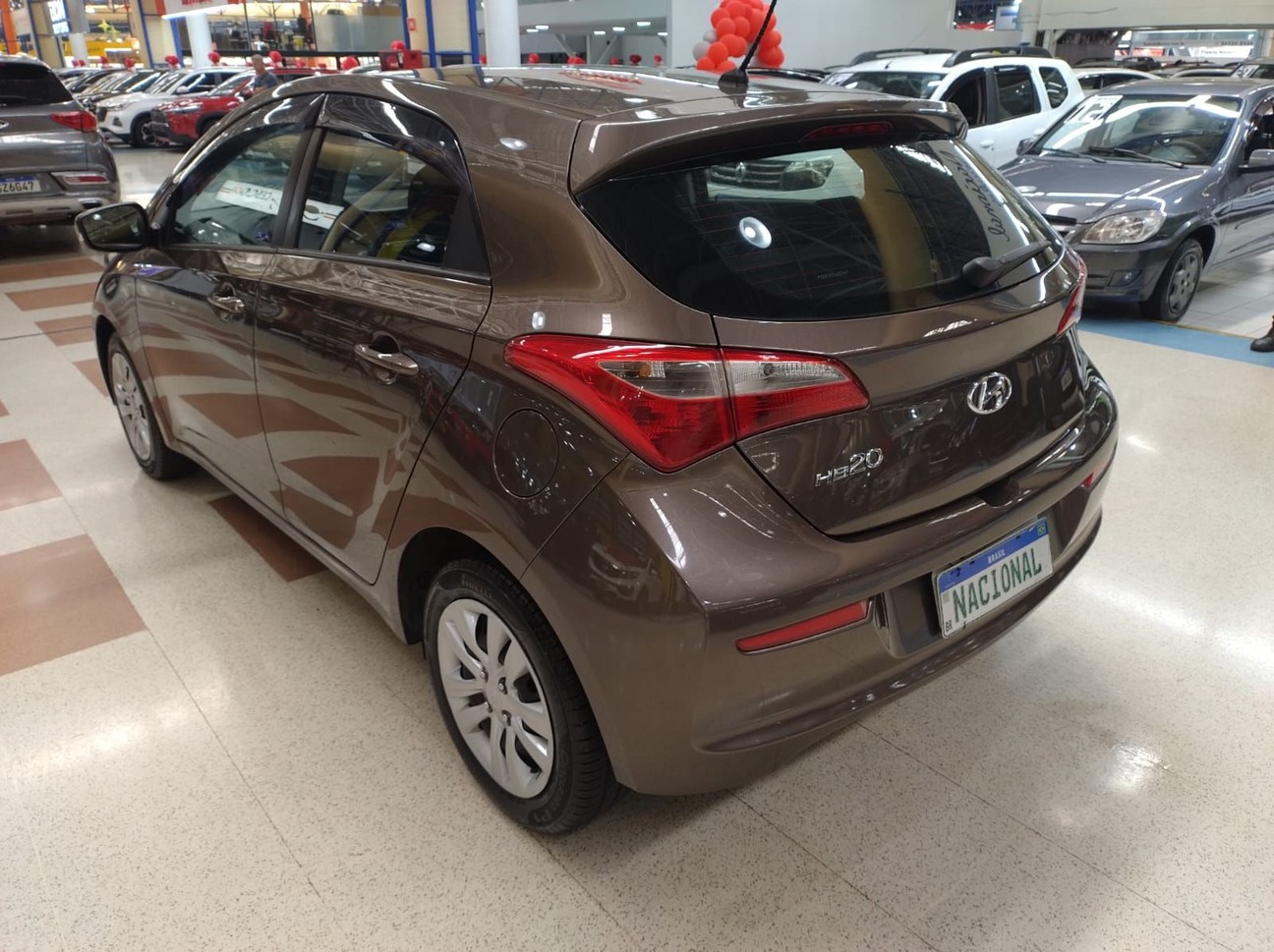 HYUNDAI HB20