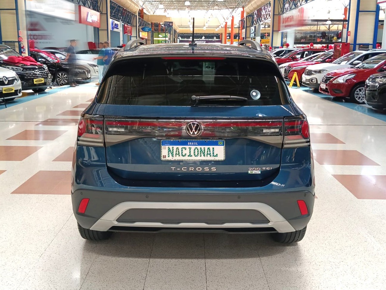 VOLKSWAGEN T-CROSS