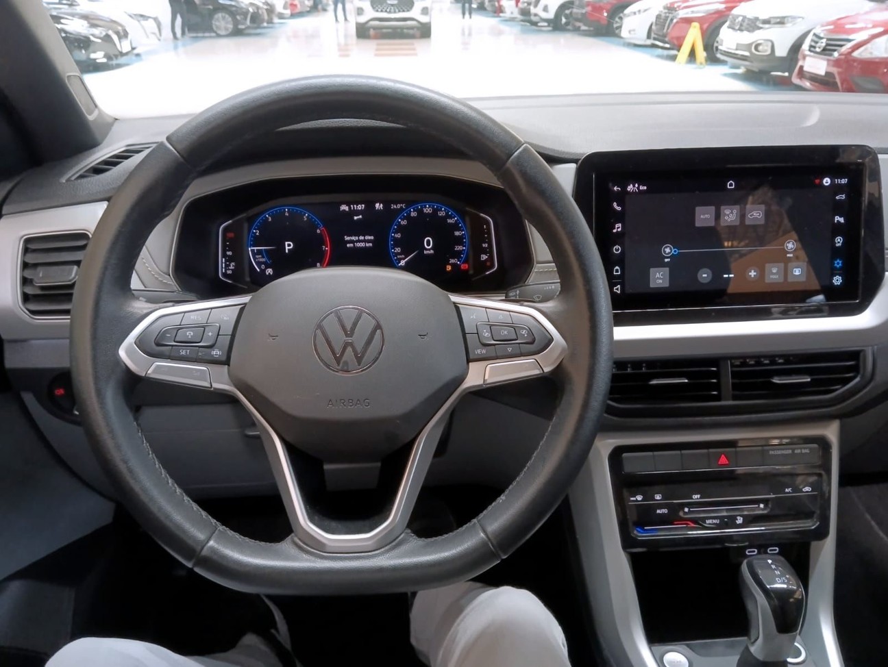 VOLKSWAGEN T-CROSS