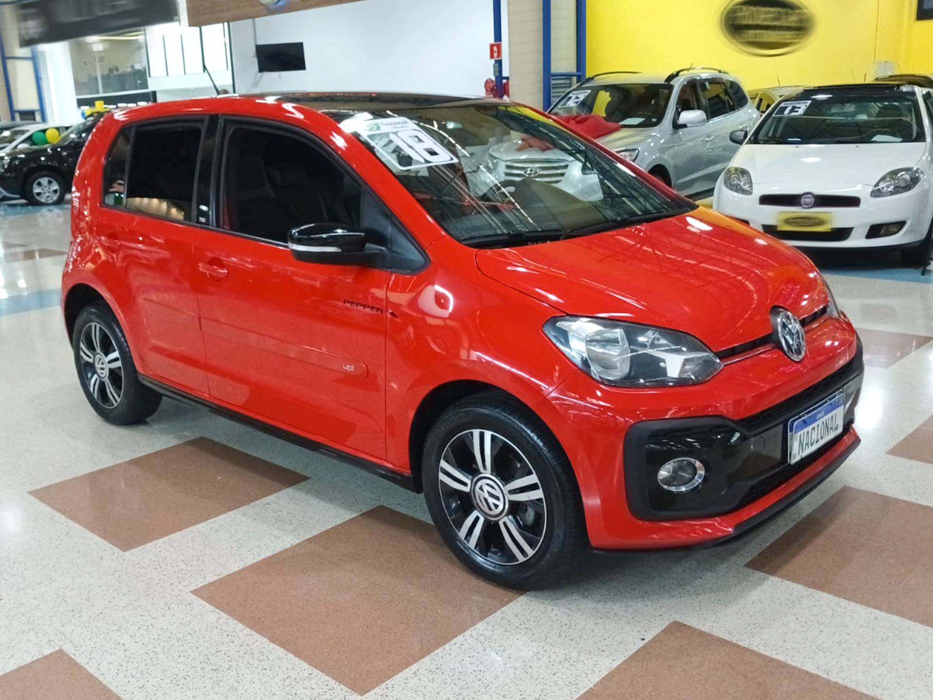 VOLKSWAGEN UP