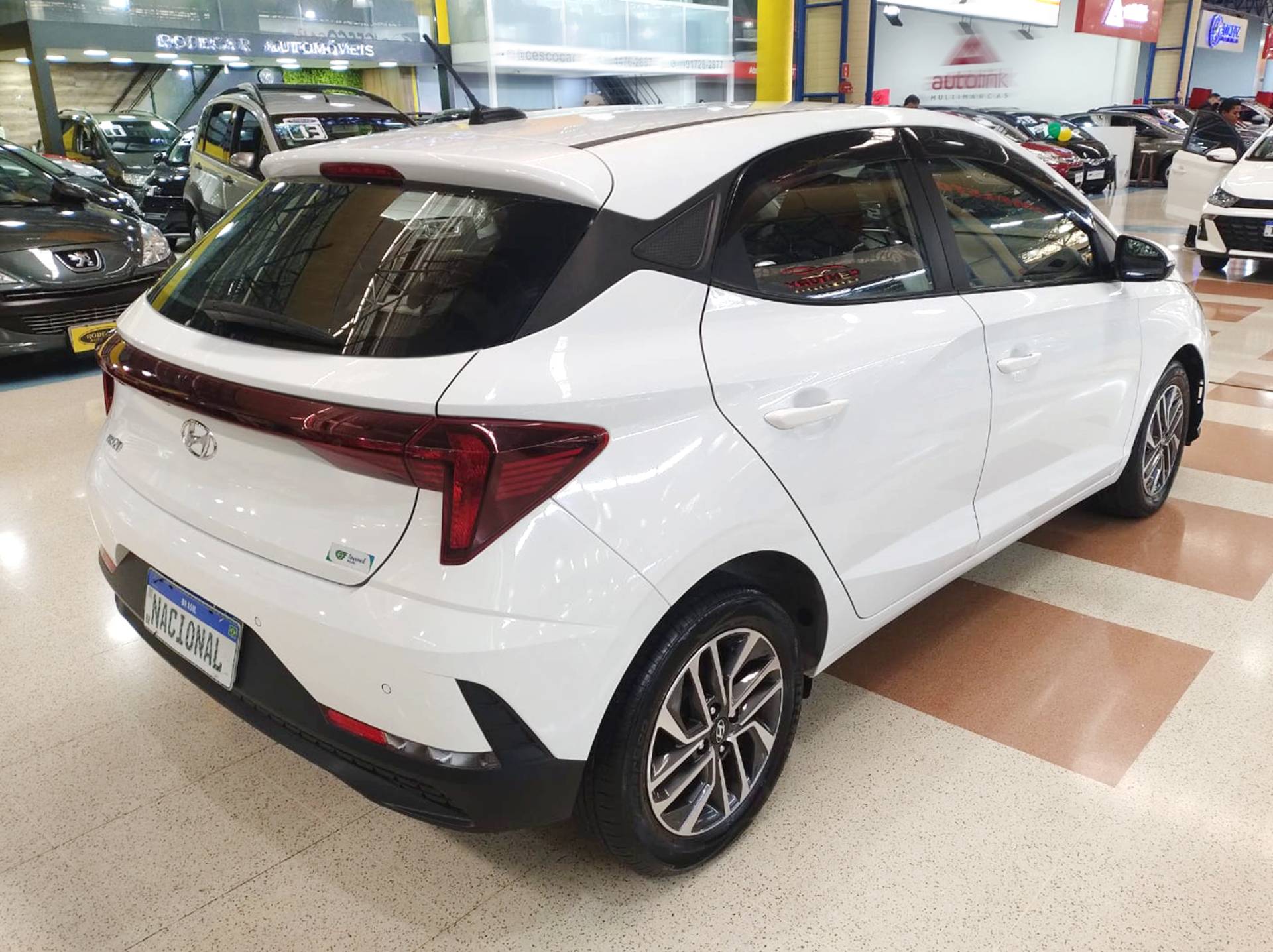 HYUNDAI HB20
