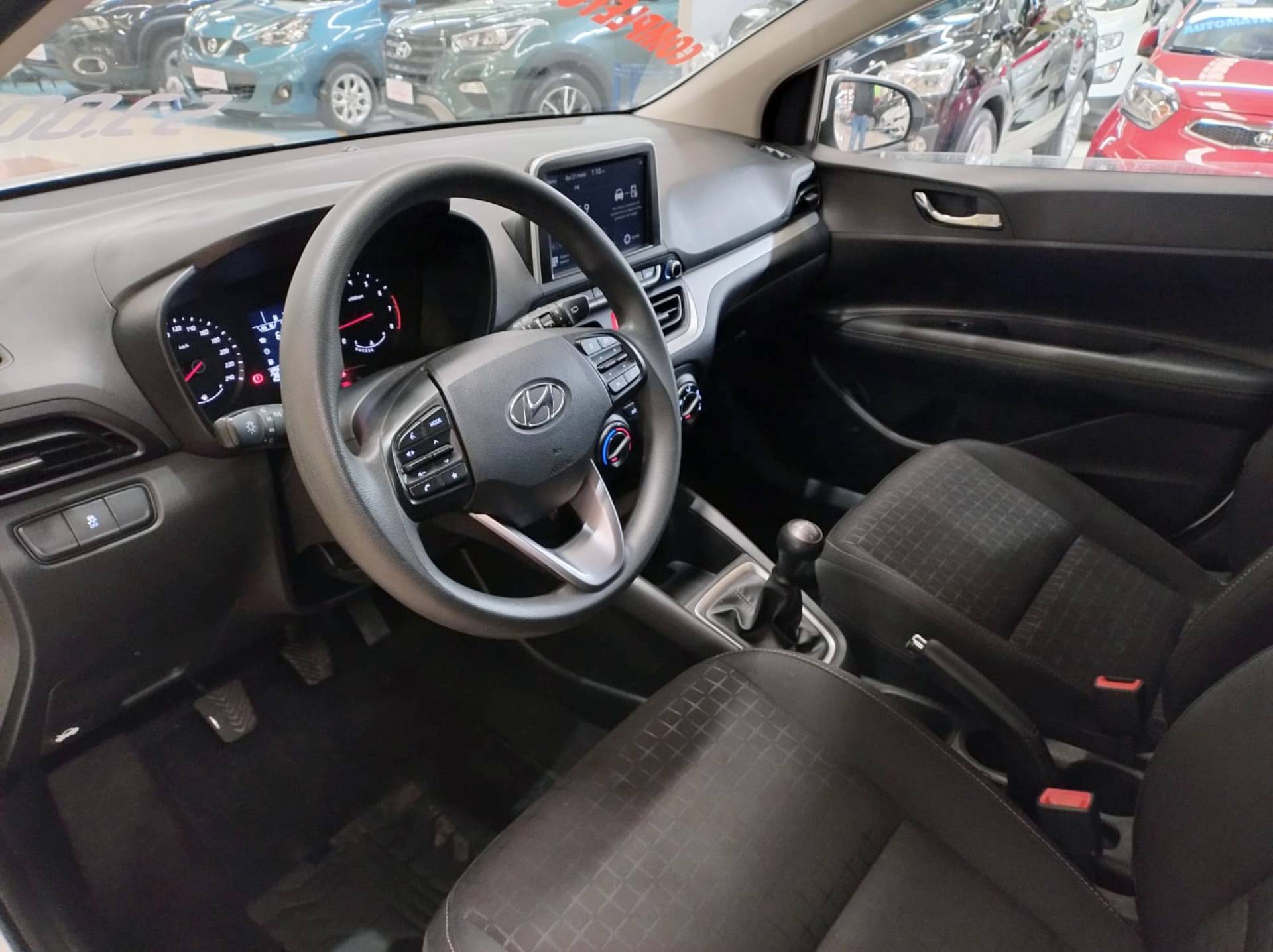 HYUNDAI HB20
